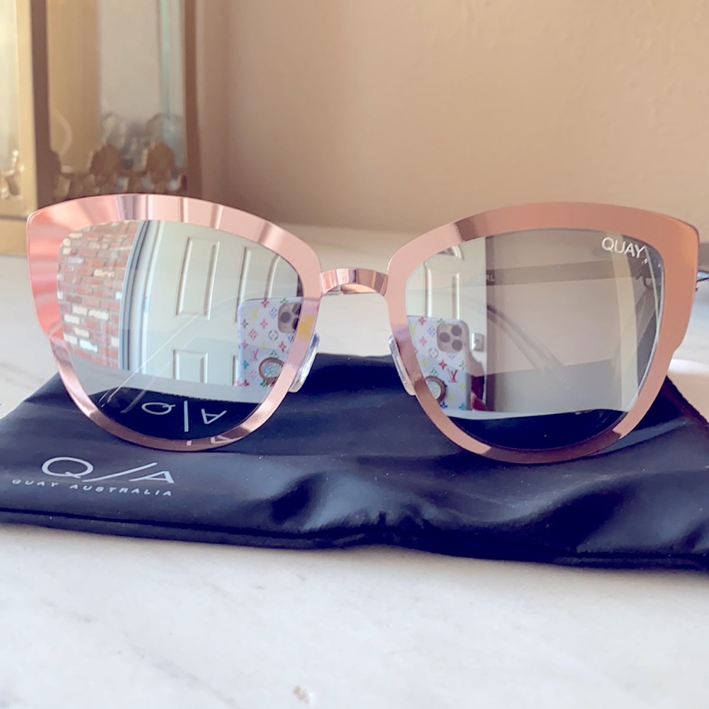 HP 12/06/2023 🎉🛍️💐🕶️🎊 HP 9/25/2024 🎉🌹🛍️Quay Australia rose gold 🕶️